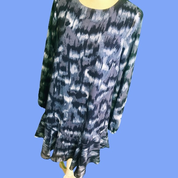 BCBGMaxAzria Ikat Print Chiffon Ruffled Hem Dress in “Pacific Blue Cloud” Size S - Picture 12 of 12
